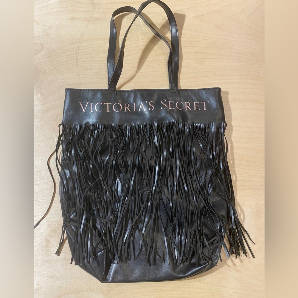 Victoria’s Secret Shoulder Bag (BS)